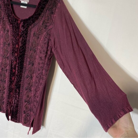 Vintage Yaya Burgundy Boho Scoop Neck Button Front Embroidered Top M - Picture 11 of 16
